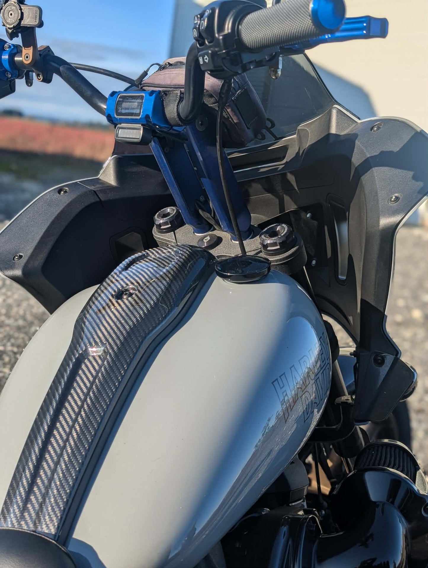 Tank center cover (Low Rider S/ST)